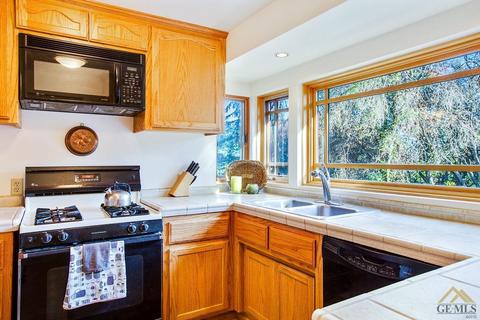 21913 Mountain Dr, Tehachapi, CA 93561 photo 15