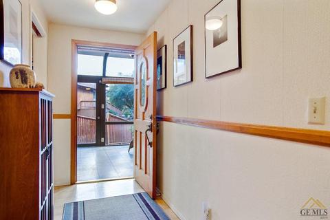 21913 Mountain Dr, Tehachapi, CA 93561 photo 8