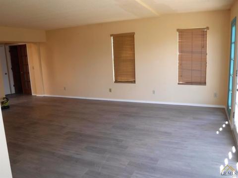 27130 El Camino Dr, Tehachapi, CA 93561 photo 7