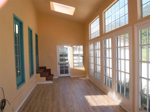 27130 El Camino Dr, Tehachapi, CA 93561 photo 18