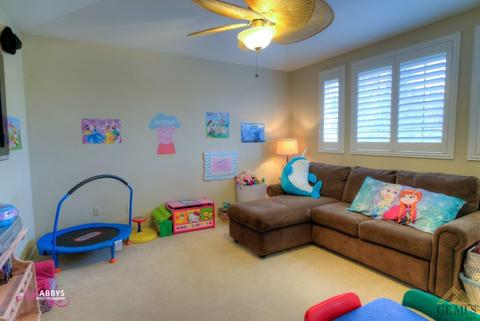 1405 Fieldspring Dr, Bakersfield, CA 93311 photo 9