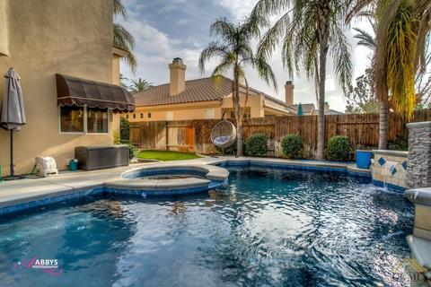 1405 Fieldspring Dr, Bakersfield, CA 93311 photo 2