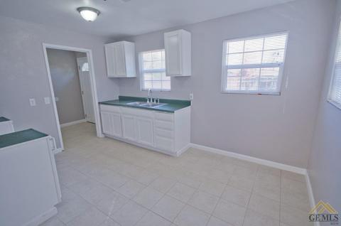 1016 2nd St, Wasco, CA 93280 photo 10