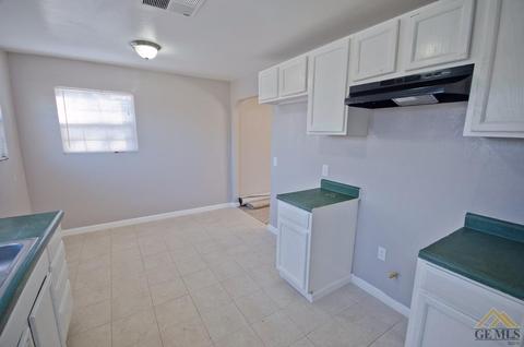 1016 2nd St, Wasco, CA 93280 photo 12