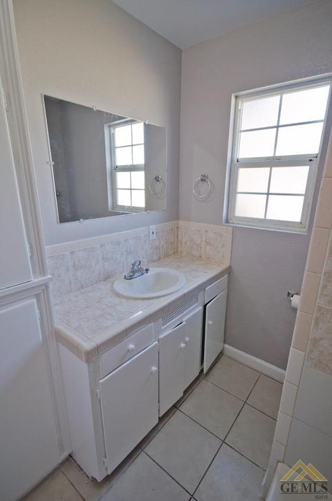 1016 2nd St, Wasco, CA 93280 photo 7