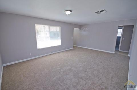1016 2nd St, Wasco, CA 93280 photo 6