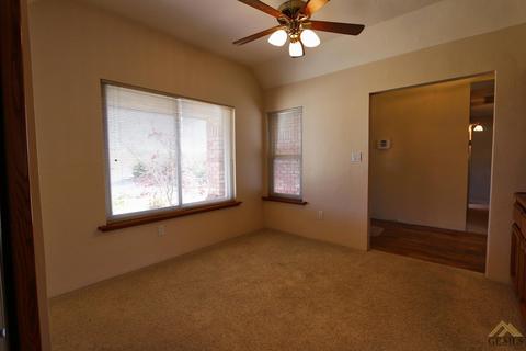 21711 Brook Dr, Tehachapi, CA 93561 photo 12