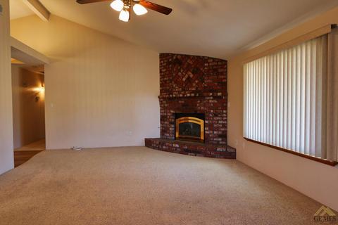 21711 Brook Dr, Tehachapi, CA 93561 photo 6