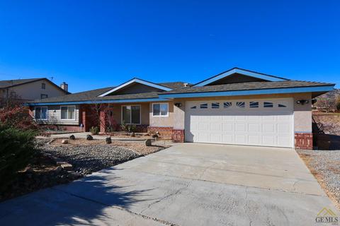 21711 Brook Dr, Tehachapi, CA 93561 photo 2