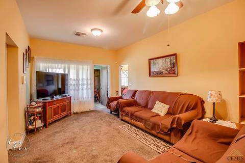 450 Rugger St, Bakersfield, CA 93314 photo 3