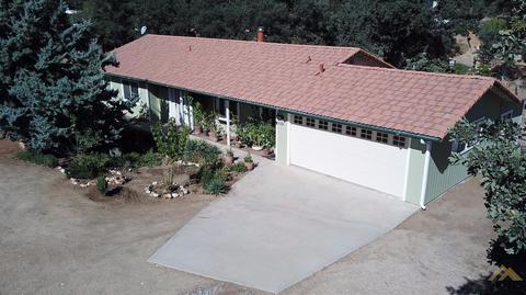 21221 Hacienda Dr, Tehachapi, CA 93561 photo 1