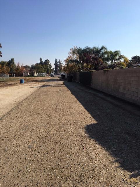 150 Lewis Ct, Shafter, CA 93263 photo 6
