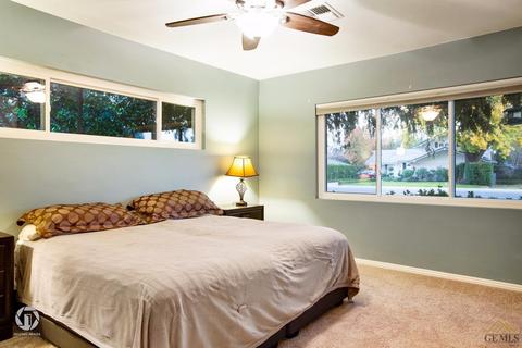 2481 Beech St, Bakersfield, CA 93301 photo 21