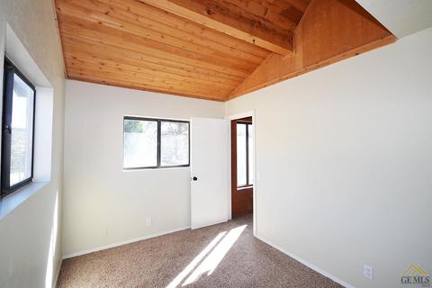 29900 Greenhorn Ct, Tehachapi, CA 93561 photo 16