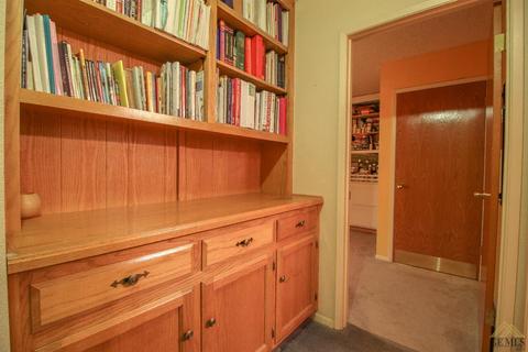 23551 Stacy Ct, Tehachapi, CA 93561 photo 9