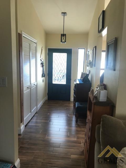 24450 Hart Dr, Tehachapi, CA 93561 photo 4