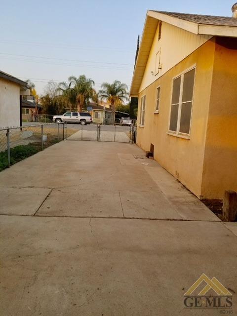 1417 Mark St, Arvin, CA 93203 photo 10