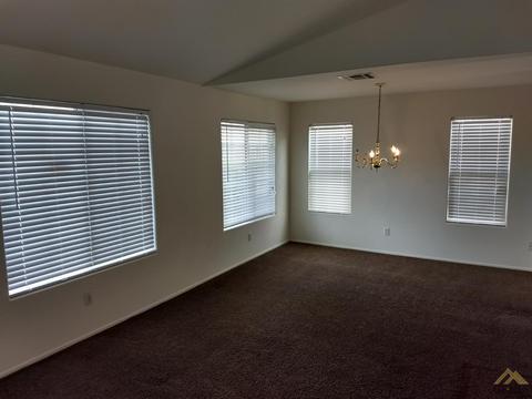 9707 Touchstone Dr, Bakersfield, CA 93311 photo 3
