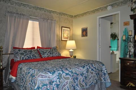 501 Monroe St, Taft, CA 93268 photo 10