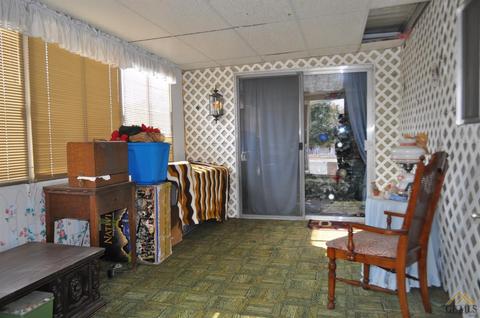 501 Monroe St, Taft, CA 93268 photo 4