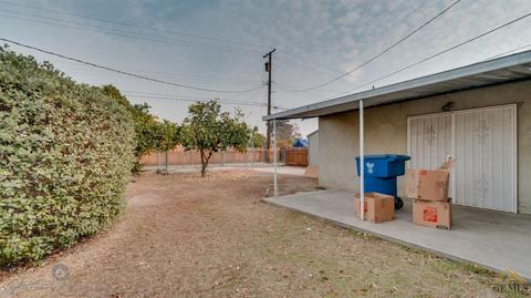 116 Beech St, Bakersfield, CA 93304 photo 10