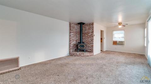 116 Beech St, Bakersfield, CA 93304 photo 4