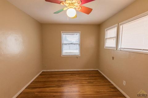 349 Wetherley Dr, Bakersfield, CA 93309 photo 12