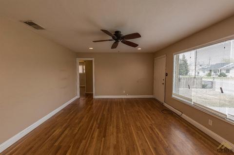349 Wetherley Dr, Bakersfield, CA 93309 photo 4