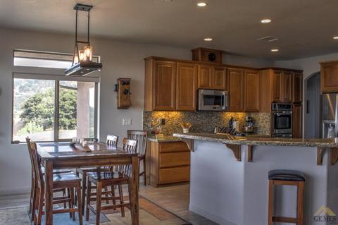 24780 Paramount Dr, Tehachapi, CA 93561 photo 6