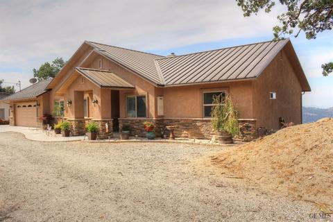 24780 Paramount Dr, Tehachapi, CA 93561 photo 2