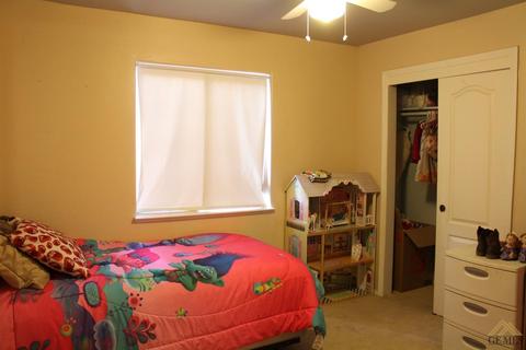 8401 Winlock St, Bakersfield, CA 93312 photo 11
