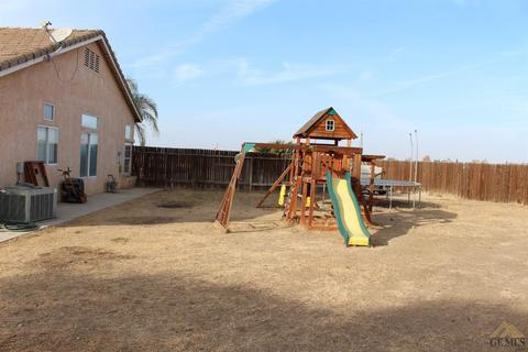 8401 Winlock St, Bakersfield, CA 93312 photo 16
