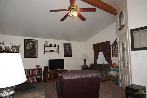 407 Fillmore St, Taft, CA 93268 photo 6