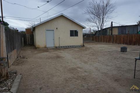407 Fillmore St, Taft, CA 93268 photo 25