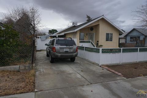 407 Fillmore St, Taft, CA 93268 photo 1