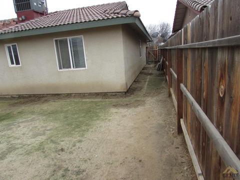 318 Mark Ave, Shafter, CA 93263 photo 19