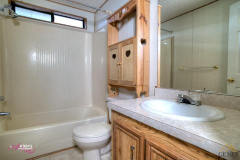 28161 Sunridge Ave, Taft, CA 93268 photo 17
