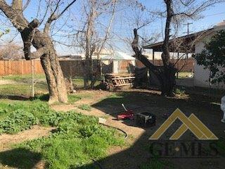 208 Ethrum Ave, Bakersfield, CA 93307 photo 15