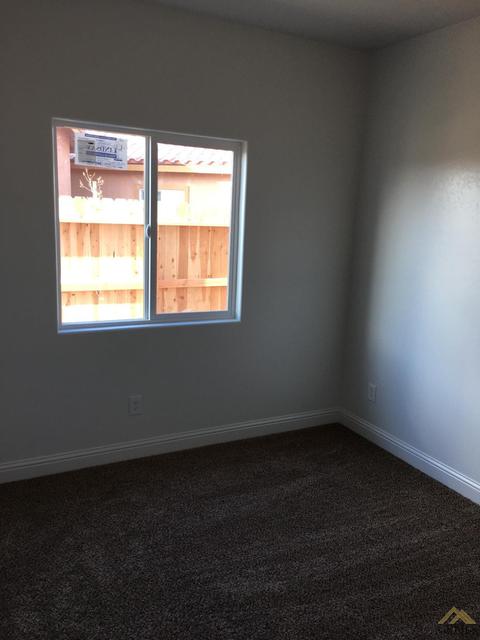 450 Pebble Bch, Wasco, CA 93280 photo 9
