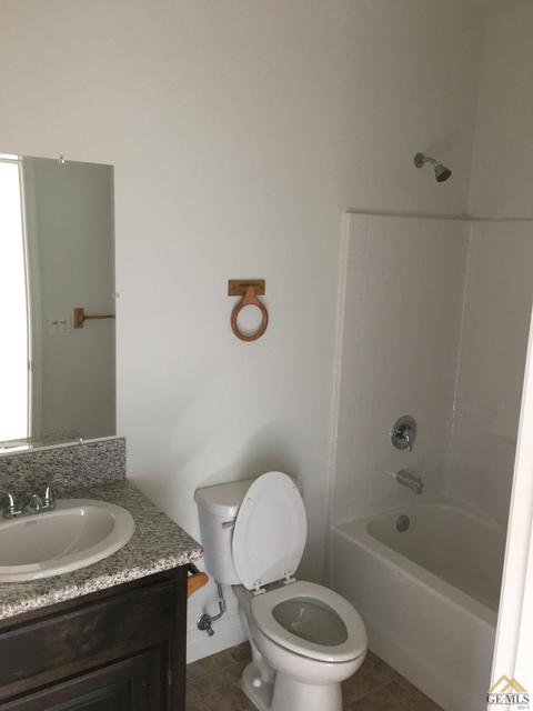 450 Pebble Bch, Wasco, CA 93280 photo 6
