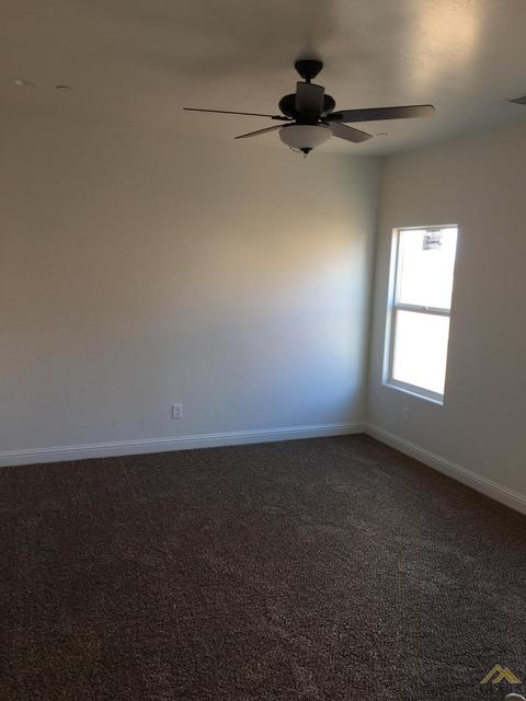 450 Pebble Bch, Wasco, CA 93280 photo 8