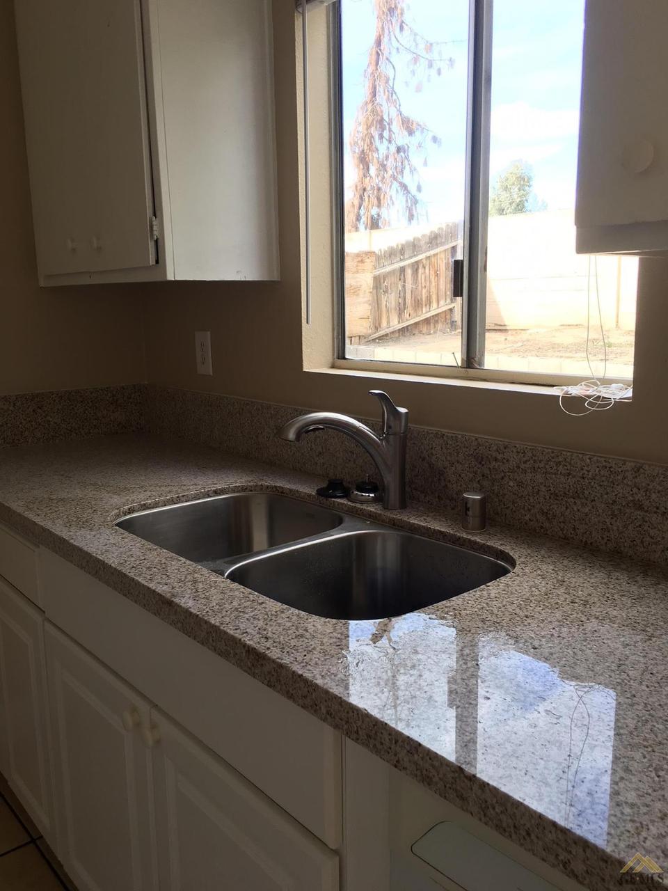  4400 Country Wood Ln, Bakersfield, CA 93313 photo 15