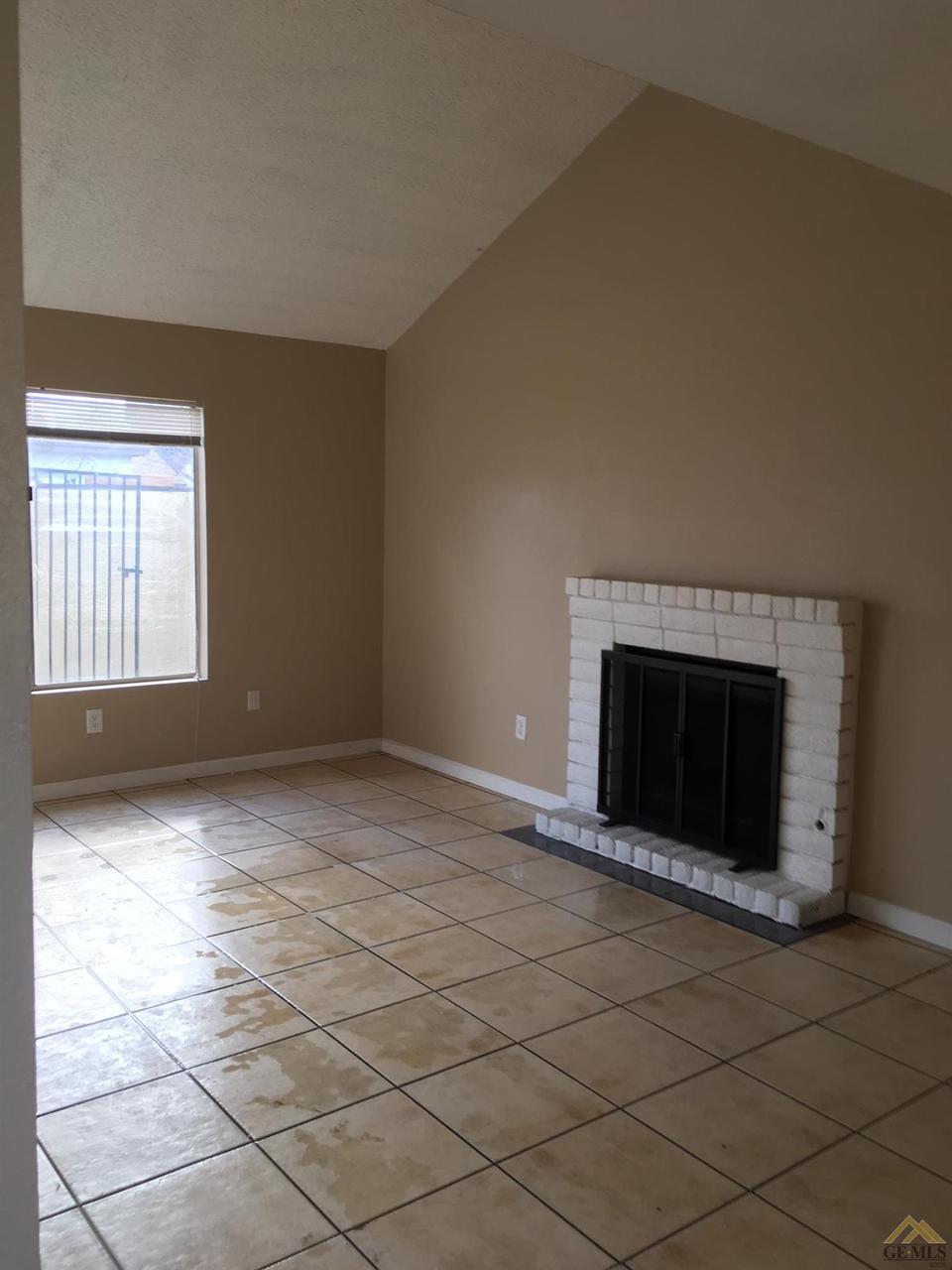  4400 Country Wood Ln, Bakersfield, CA 93313 photo 18