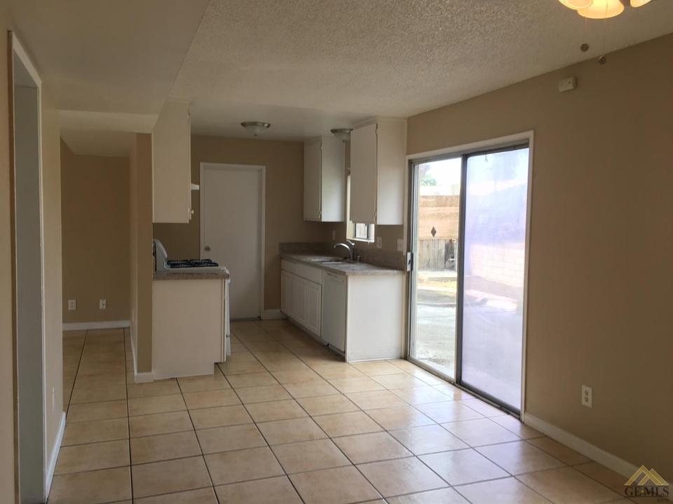 4400 Country Wood Ln, Bakersfield, CA 93313 photo 17