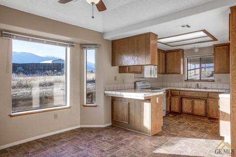 20017 Sears Dr, Tehachapi, CA 93561 photo 10