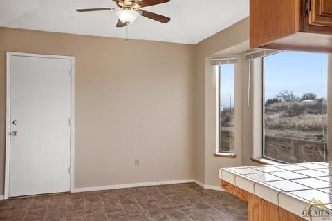 20017 Sears Dr, Tehachapi, CA 93561 photo 13