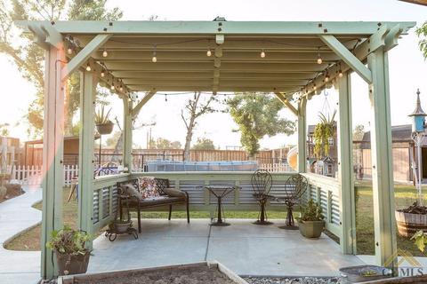 3901 Moss St, Bakersfield, CA 93312 photo 9