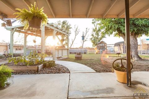 3901 Moss St, Bakersfield, CA 93312 photo 12