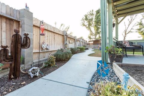 3901 Moss St, Bakersfield, CA 93312 photo 10