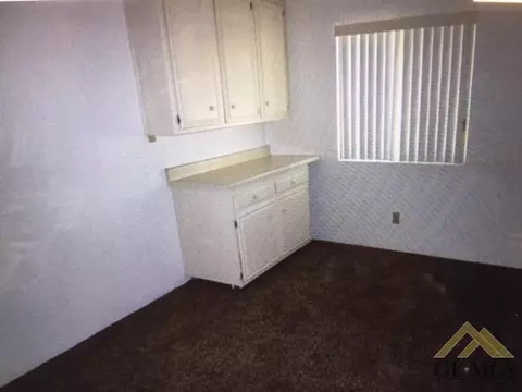 300 Warren St, Taft, CA 93268 photo 6